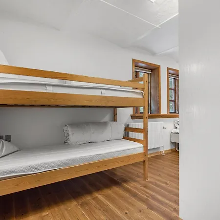 Feriehus Nydelig Bolig I Med Badstue