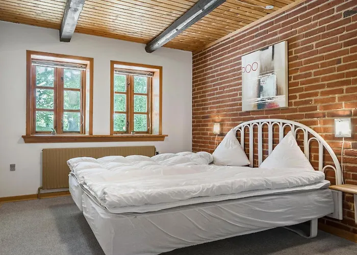 Beautiful In With Sauna